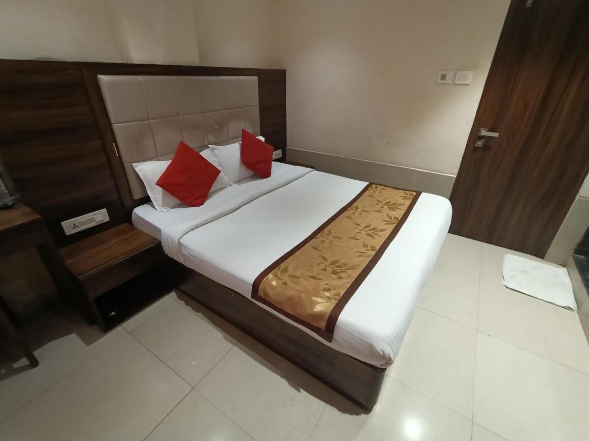 Fabhotel Regal Inn Mumbai Ngoại thất bức ảnh