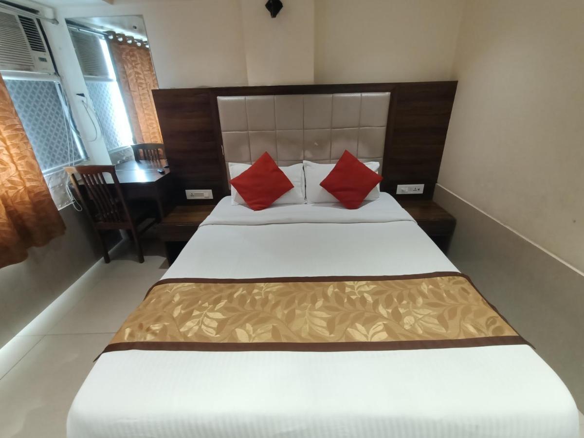Fabhotel Regal Inn Mumbai Ngoại thất bức ảnh