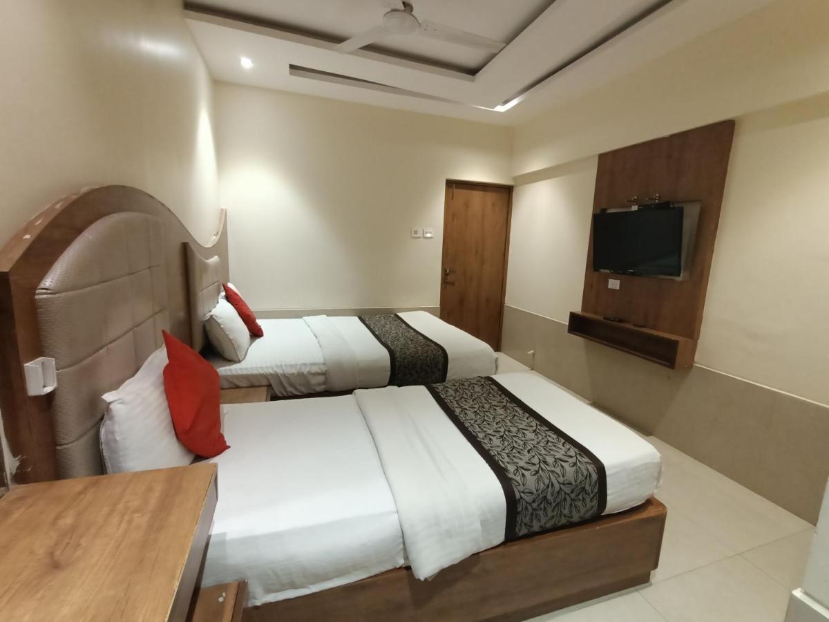 Fabhotel Regal Inn Mumbai Ngoại thất bức ảnh
