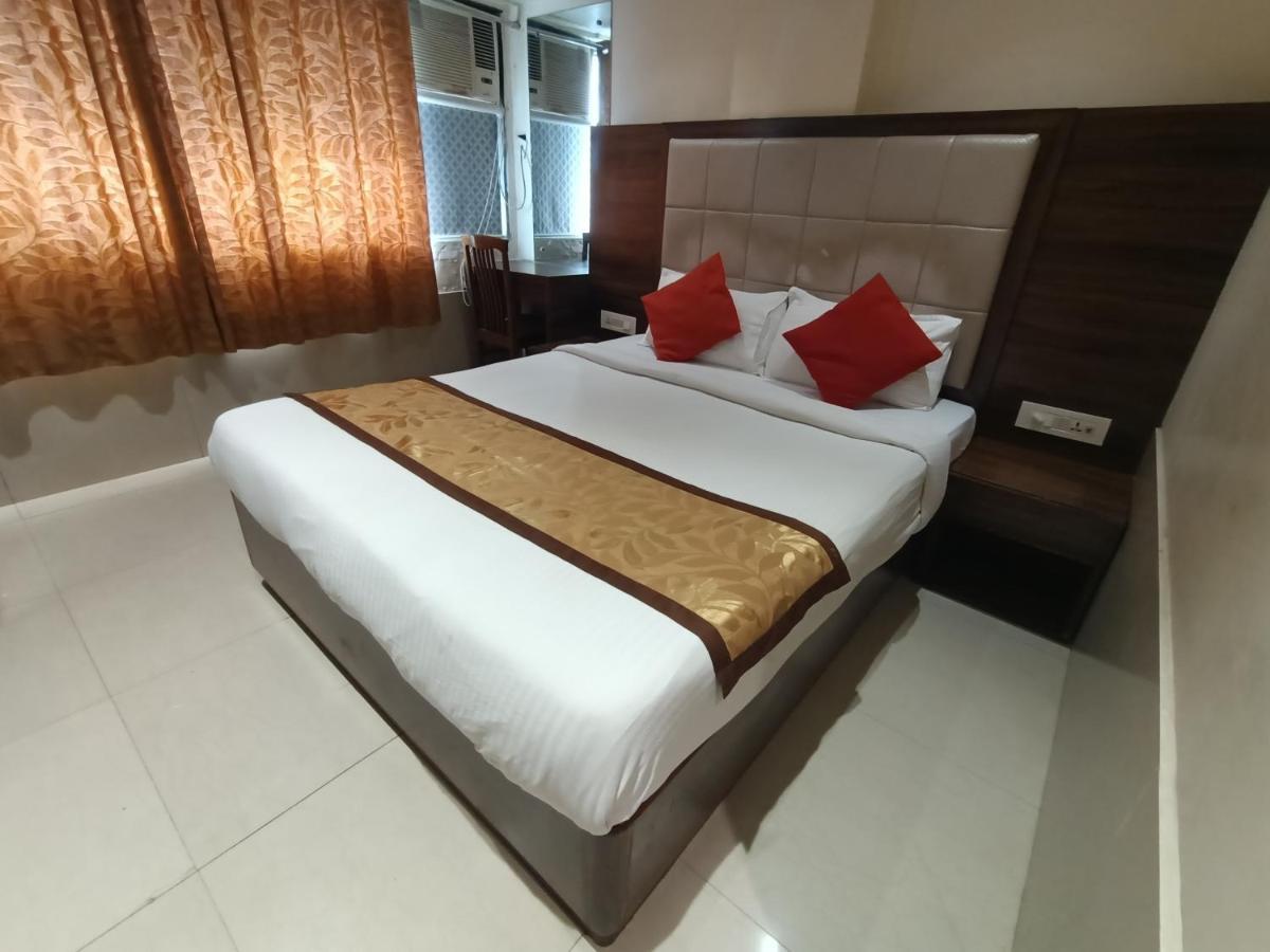 Fabhotel Regal Inn Mumbai Ngoại thất bức ảnh