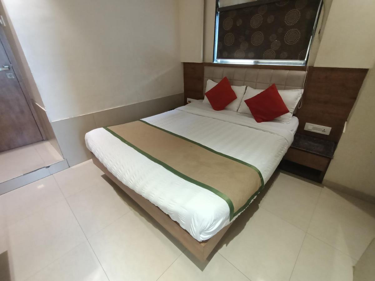 Fabhotel Regal Inn Mumbai Ngoại thất bức ảnh
