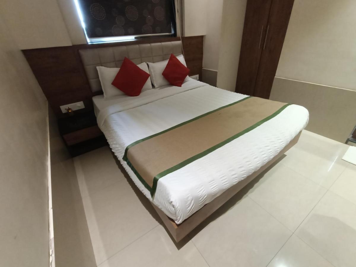 Fabhotel Regal Inn Mumbai Ngoại thất bức ảnh