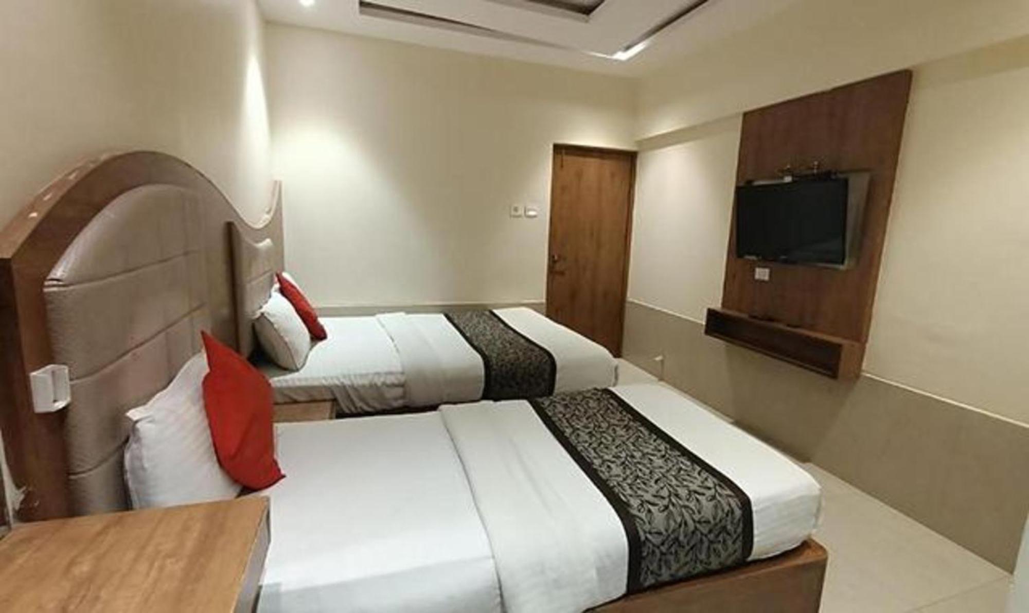 Fabhotel Regal Inn Mumbai Ngoại thất bức ảnh
