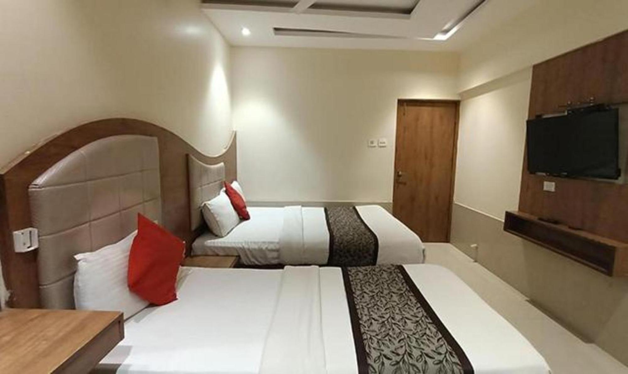 Fabhotel Regal Inn Mumbai Ngoại thất bức ảnh