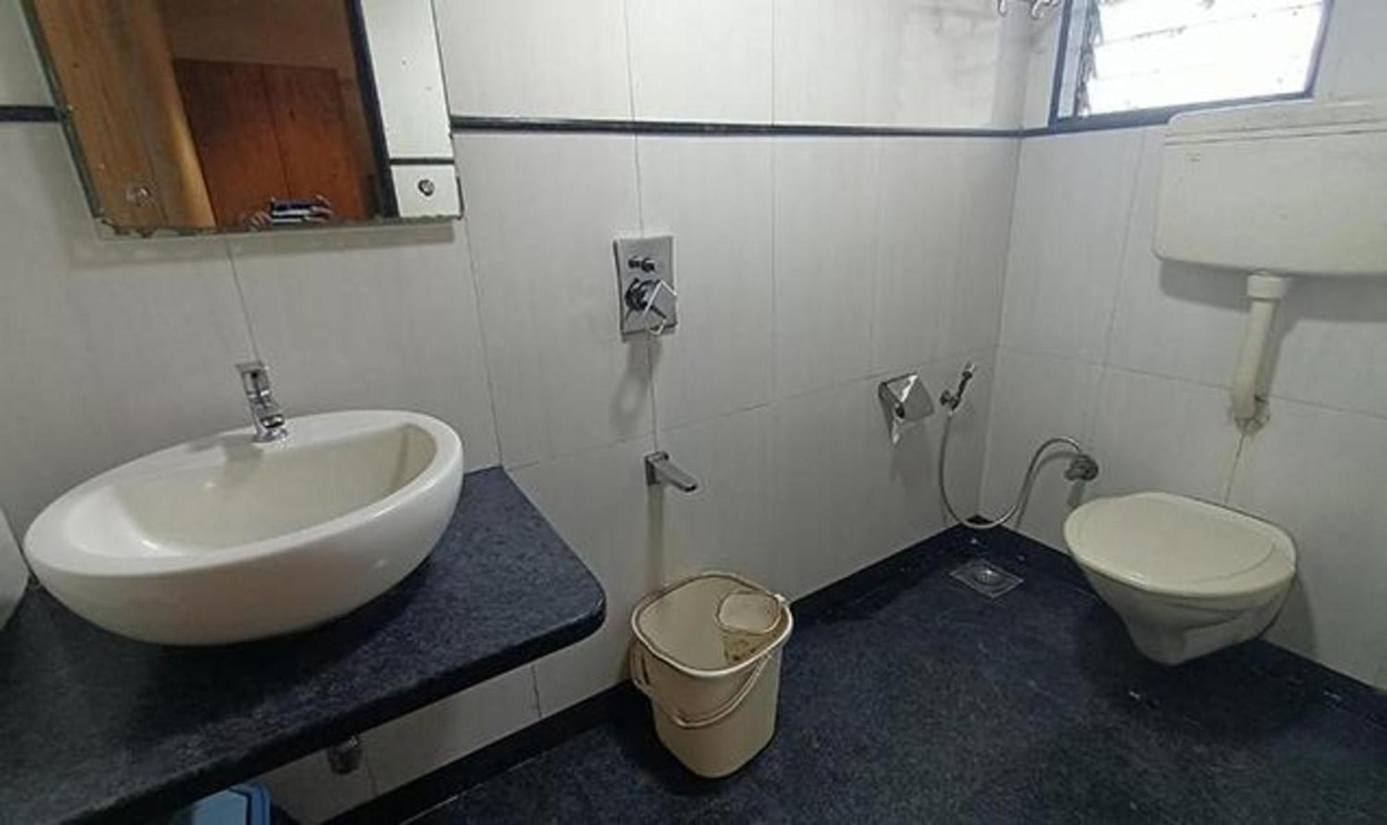 Fabhotel Regal Inn Mumbai Ngoại thất bức ảnh