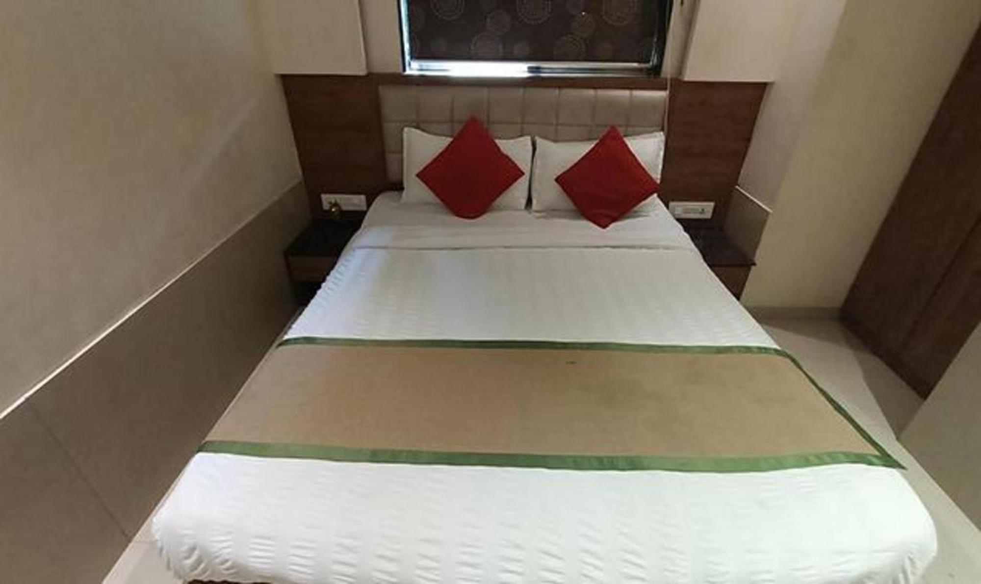 Fabhotel Regal Inn Mumbai Ngoại thất bức ảnh