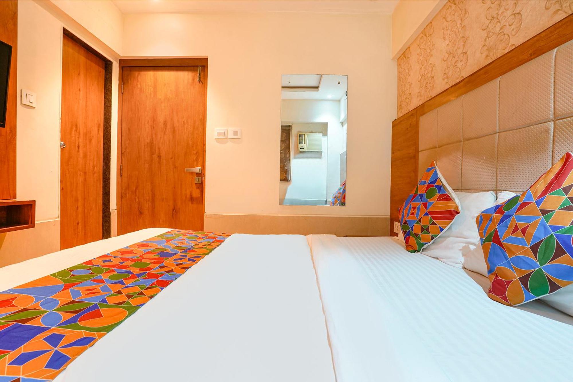 Fabhotel Regal Inn Mumbai Ngoại thất bức ảnh